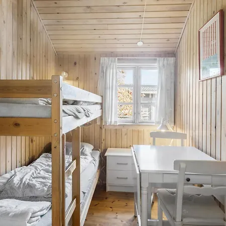 Ferienhaus 3 Bedroom Amazing In Rødby