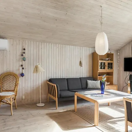 3 Bedroom Amazing In * Rødby