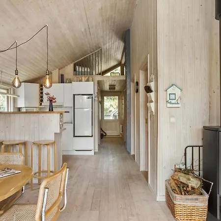 3 Bedroom Amazing In * Rødby