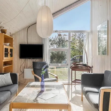 3 Bedroom Amazing In * Rødby